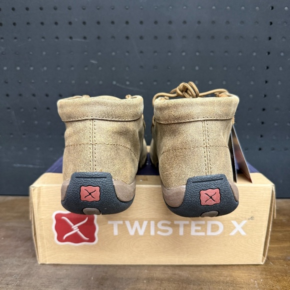 New W/ Box! Women's Twisted X Driving Mocs D Toe Brown Bomber Shoes Size 8 - Picture 4 of 5